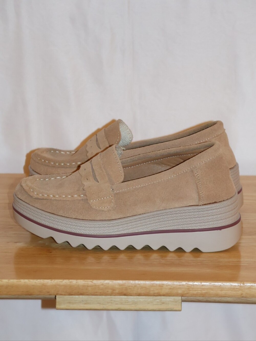 Ruiatoo Beige Slip-On Suede Platform Loafers. - Picture 3 of 14
